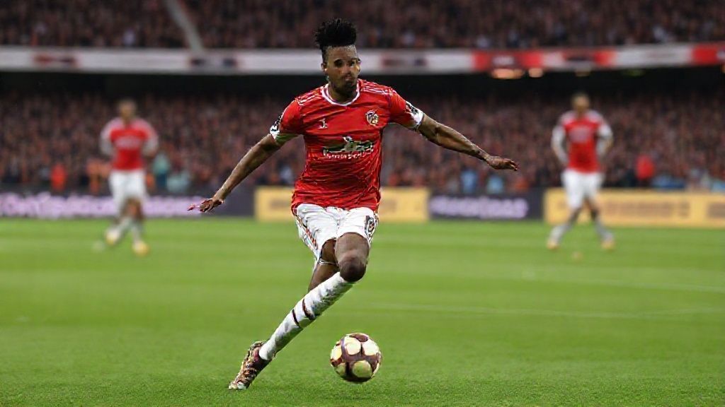 曼联冬窗转会动态：密谈马里国脚西纳约科 罗马正式报价齐尔克泽