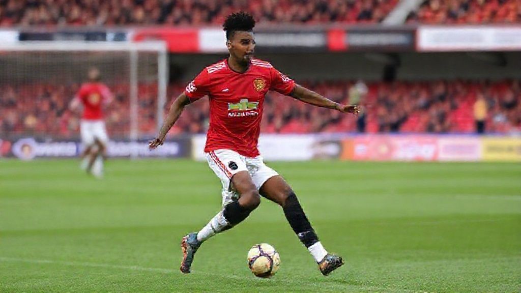 阿莫林强硬表态：曼联冬窗不放人 梅努与齐尔克泽需耐心等待机会