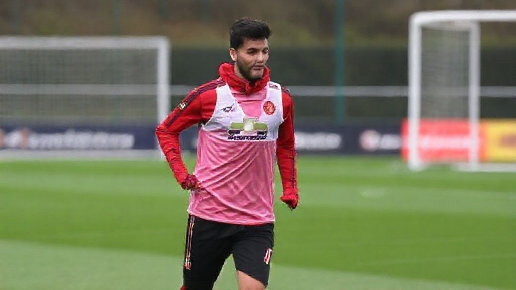 曼联新星闪耀！15岁天才少年获一线队青睐